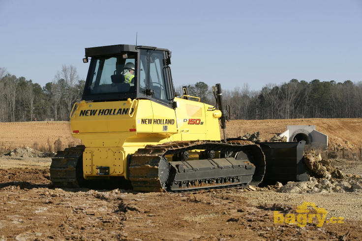 Pásový dozer New Holland D150B