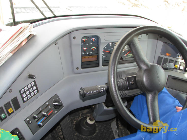 Kabina kloubového dempru Volvo A30D