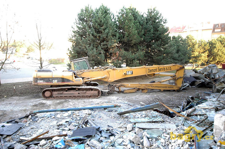 Demoliční rypadlo Caterpillar 330C L firmy Demont Servis