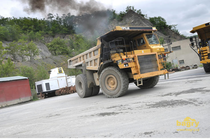 Pevný dempr Caterpillar 773B