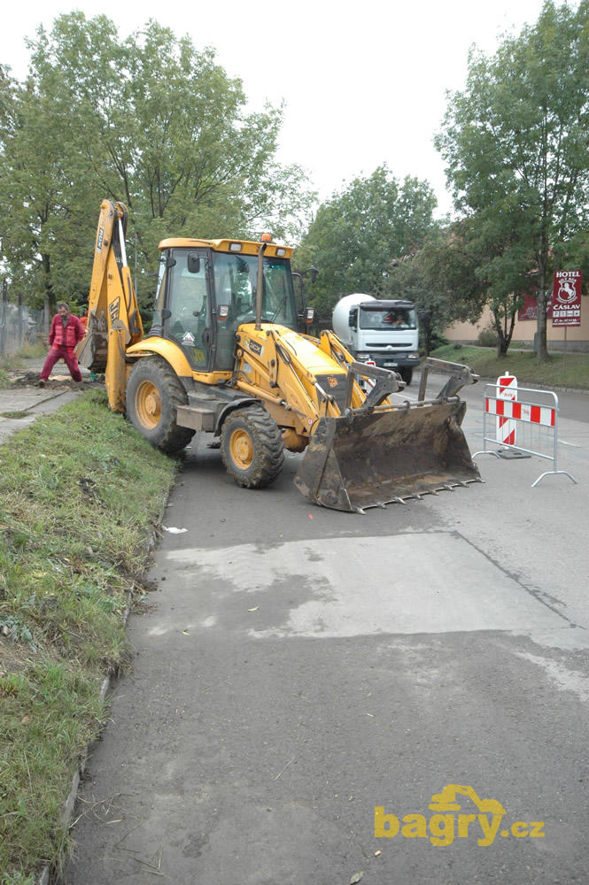 Rypadlonakladač JCB 3CX firmy Tomáš Havlíček - HavEl