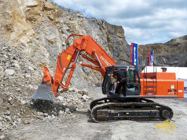 Pásové rypadlo Hitachi Zaxis 470 H