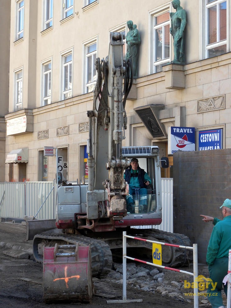 Pásové midirypadlo Tekeuchi TB 1140 firmy D.I.S.