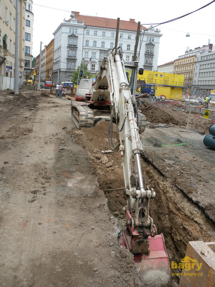 Pásové midirypadlo Tekeuchi TB 1140 firmy D.I.S.