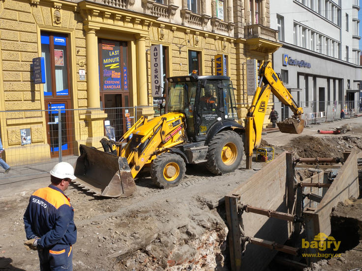Rypadlonakladač JCB 3CX TorqueLock firmy Kapoun