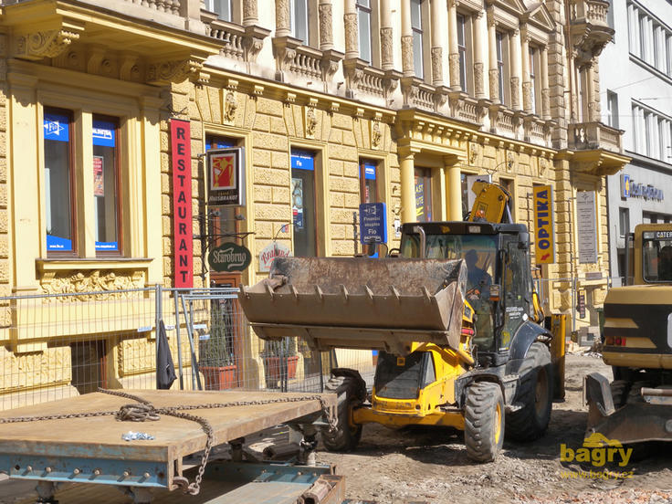 Rypadlonakladač JCB 3CX TorqueLock firmy Kapoun