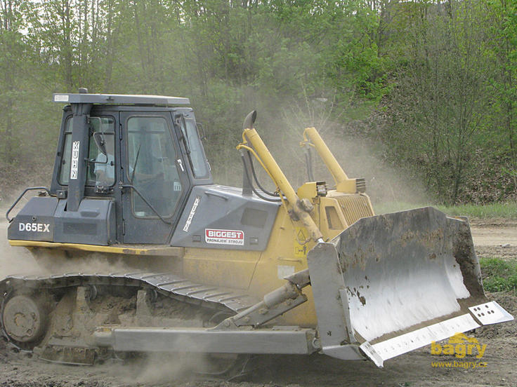 Dozer Komatsu D65 EX