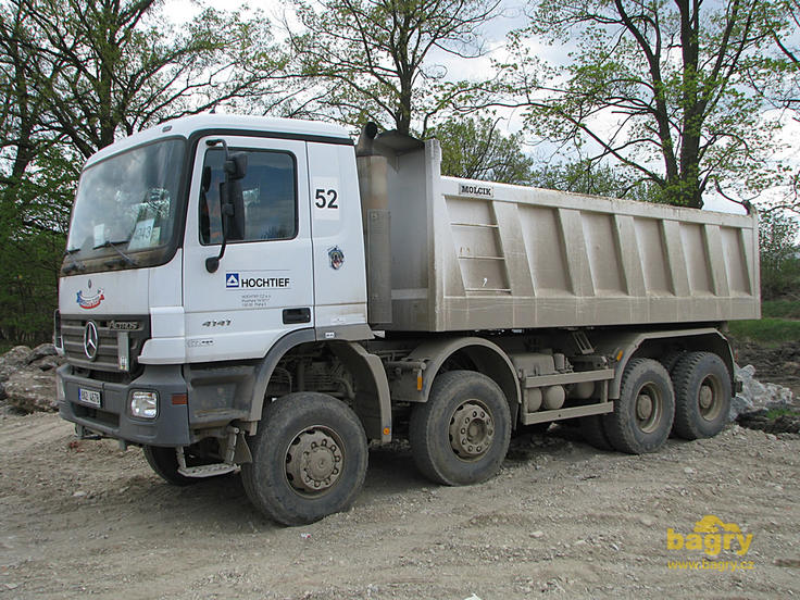 Nákladní vozidlo Mercedes Actros 4141 8x8