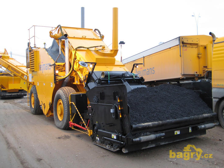 Homogenizační zásobník asfaltových směsí Shuttle Buggy