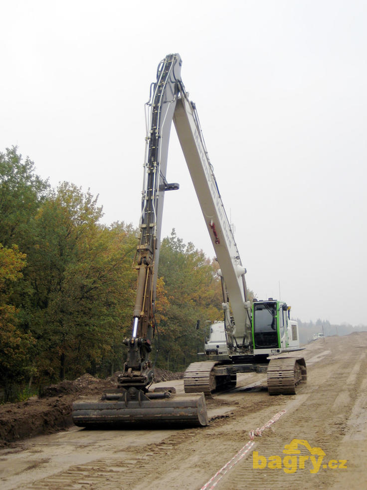 Pásové rypadlo Liebherr R 944 Litronic Multi-User
