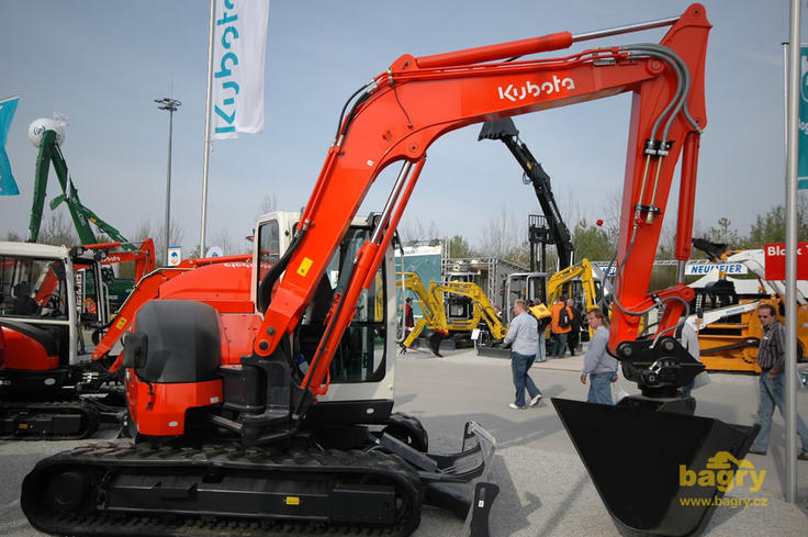Pásové midirypadlo Kubota KX 080-3 NGLAT