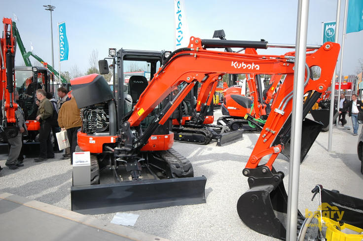 Pásové minirypadlo Kubota U48-4 GLAT