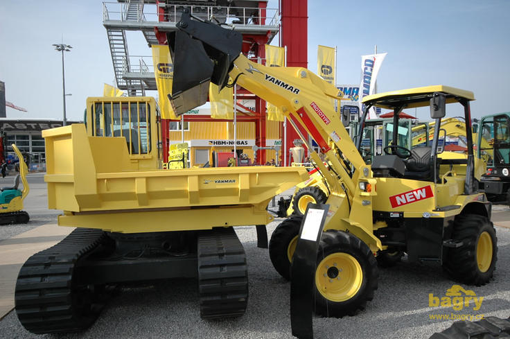 Kolový nakladač Ammann Yanmar V4-P6 Prototype a kompaktní pásový dempr C50R-3TV