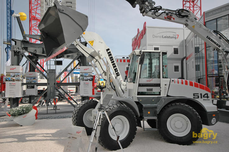 Kolový nakladač Liebherr L 514 Stereo