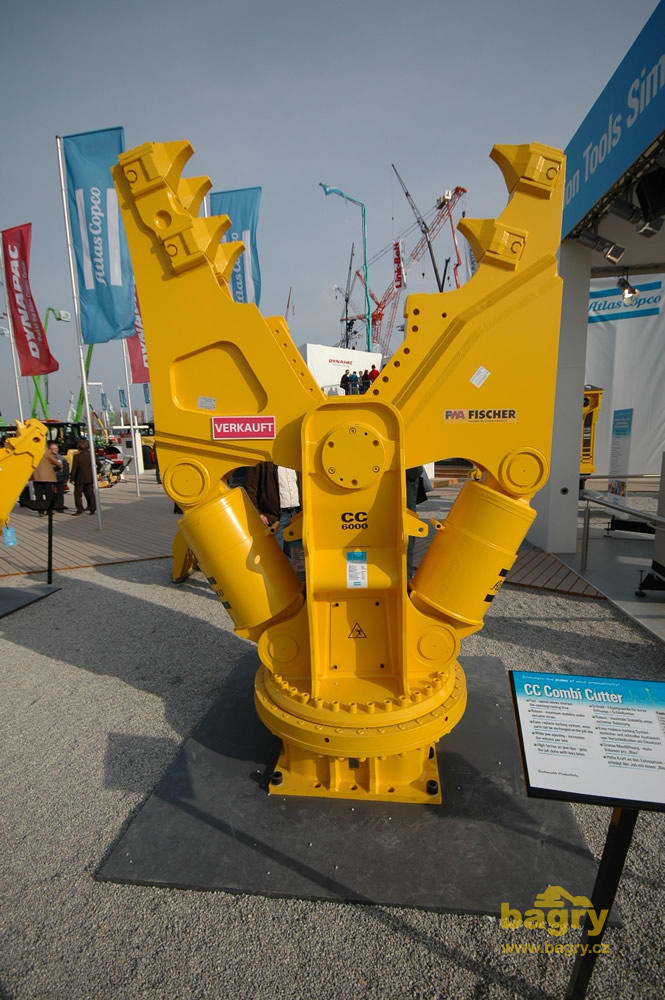 Demoliční nůžky Atlas Copco CC 6000
