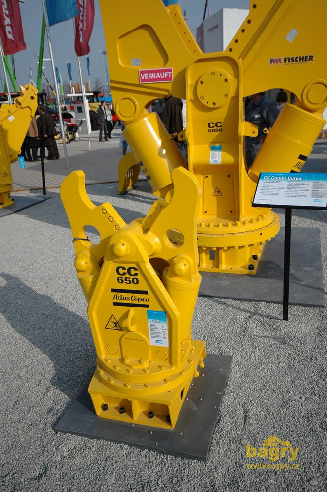 Demoliční nůžky Atlas Copco CC 650