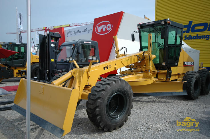 Grejdr YTO PY165C-2