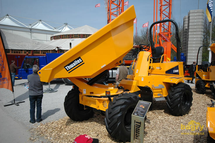 Kompaktní kloubový dempr Thwaites 6 Tonne Powerswivel