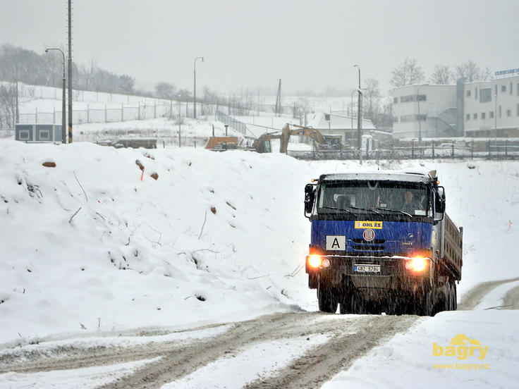 Sklápěč Tatra 815 Terrno1 6x6 firmy OHL ŽS