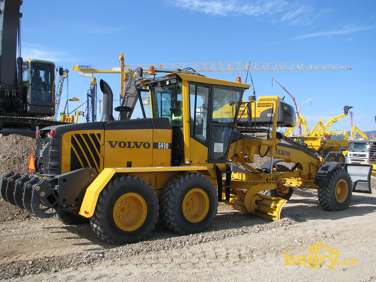 Grejdr Volvo G930