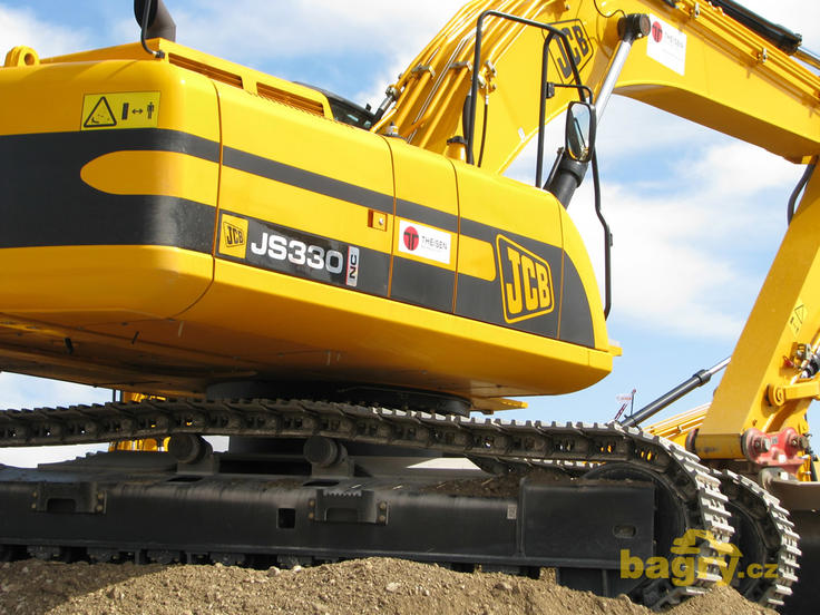 Pásové rypadlo JCB JS330 NC