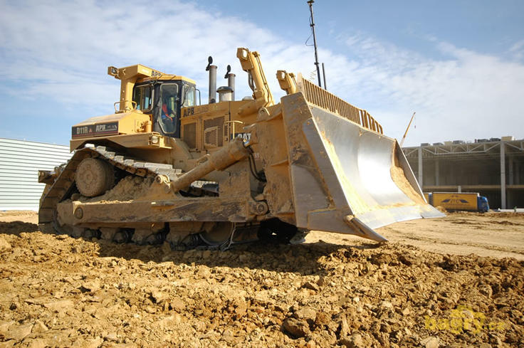 Pásový dozer Caterpillar D11R