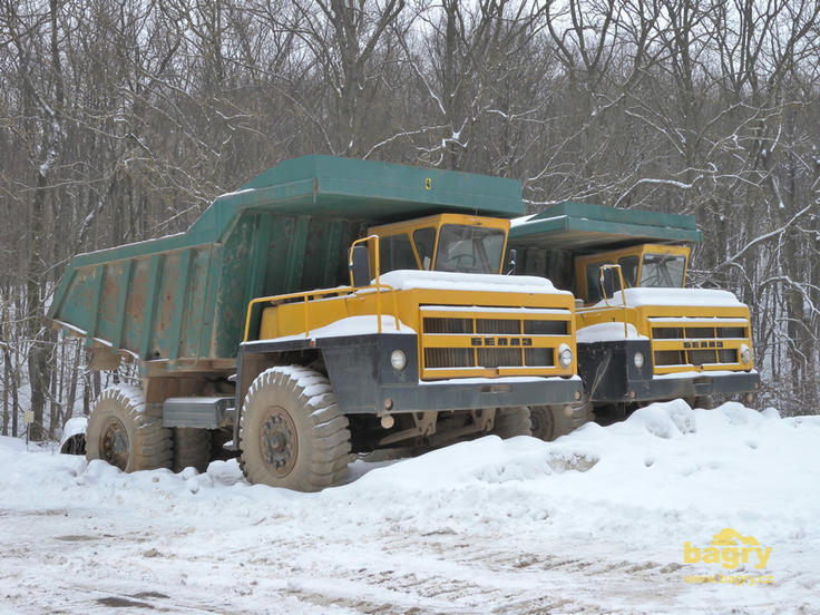 Pevné dempry Belaz 740 firmy Zikán trans