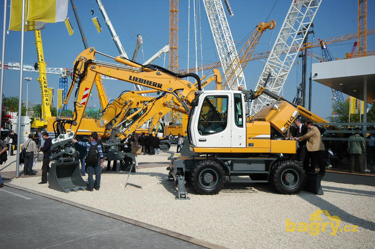 Kolové rypadlo Liebherr A 314 Litronic