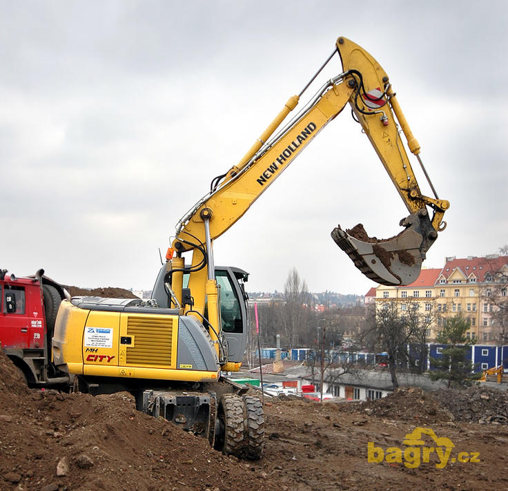 Kolové rypadlo New Holland MH City firmy ZV Servis Praha
