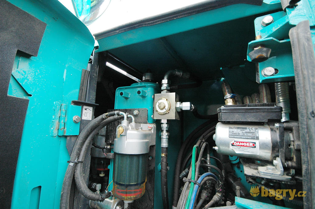 Filtry a ventil pro přepínání přídavných okruhů