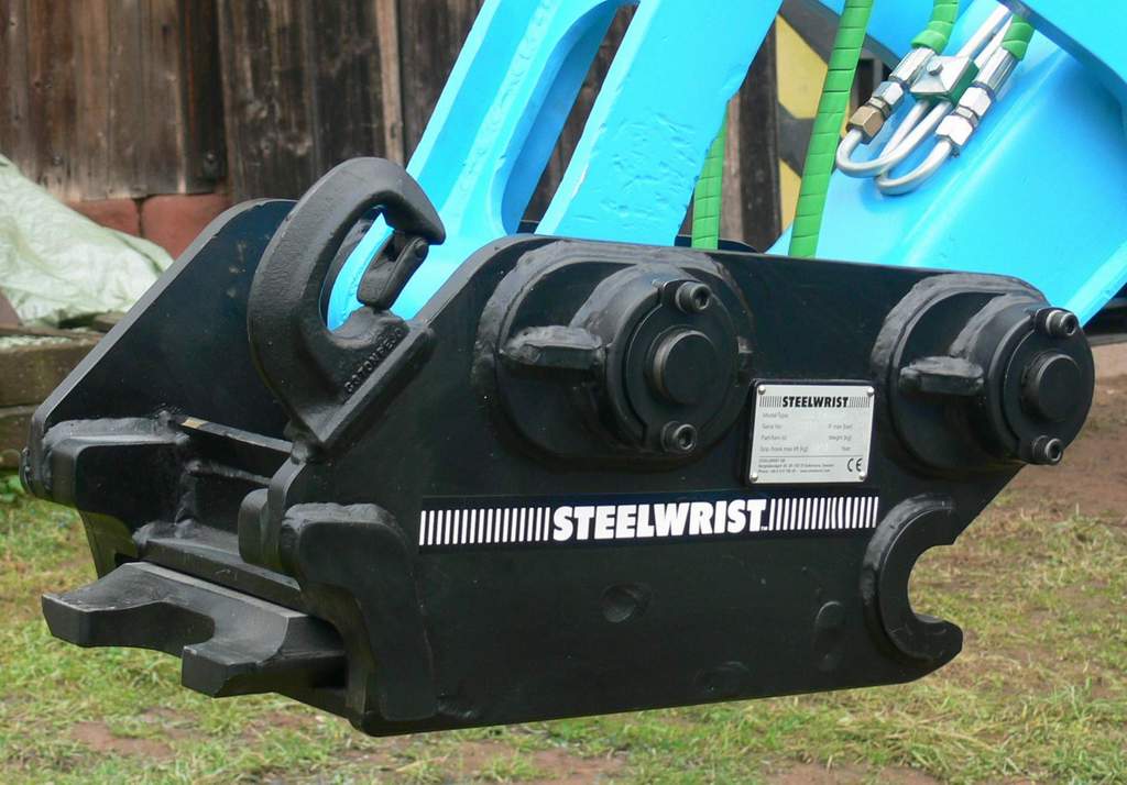 Rychloupínač severského S-standardu od firmy Steelwrist AB, konkrétně velikost S45