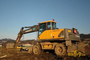 Kolové rypadlo Volvo EW160 firmy Emošel