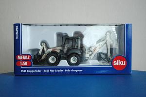 Dobročinná aukce modelu č. 9 (Terex traktorbagr)