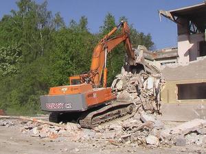 Hitachi UH 143  foto1
