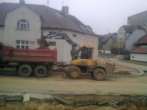 Re: Mecalac 12 MXT