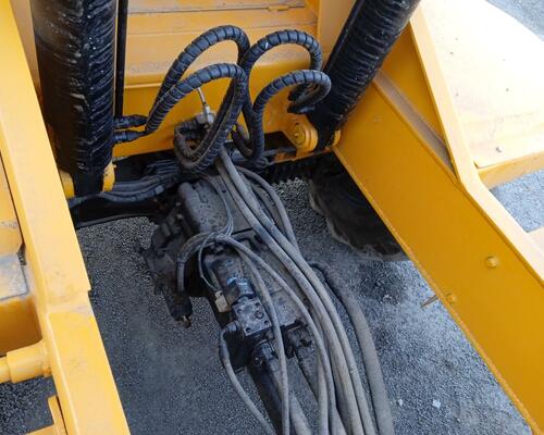 Dumec 5000 4x4 nosnost 10 000kg