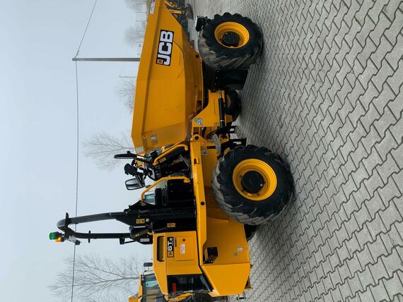 JCB 6ST