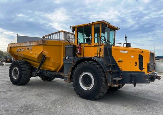 _JINÉ Bergmann - 5025 HK