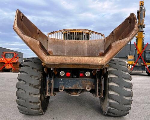 _JINÉ Bergmann - 5025 HK