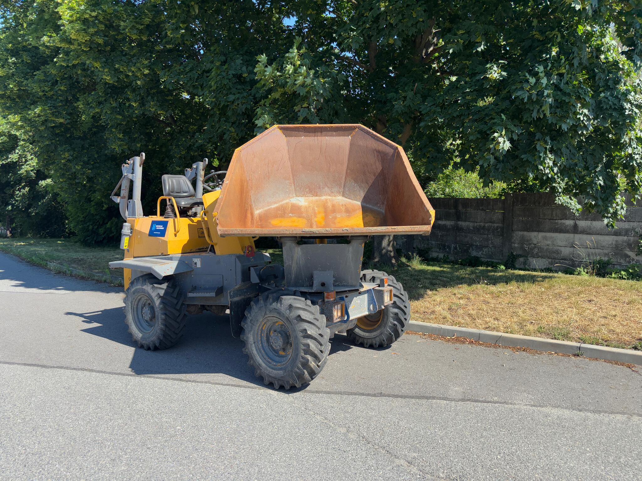 Kolový dumper Thwaites 3.5t / 3stranný