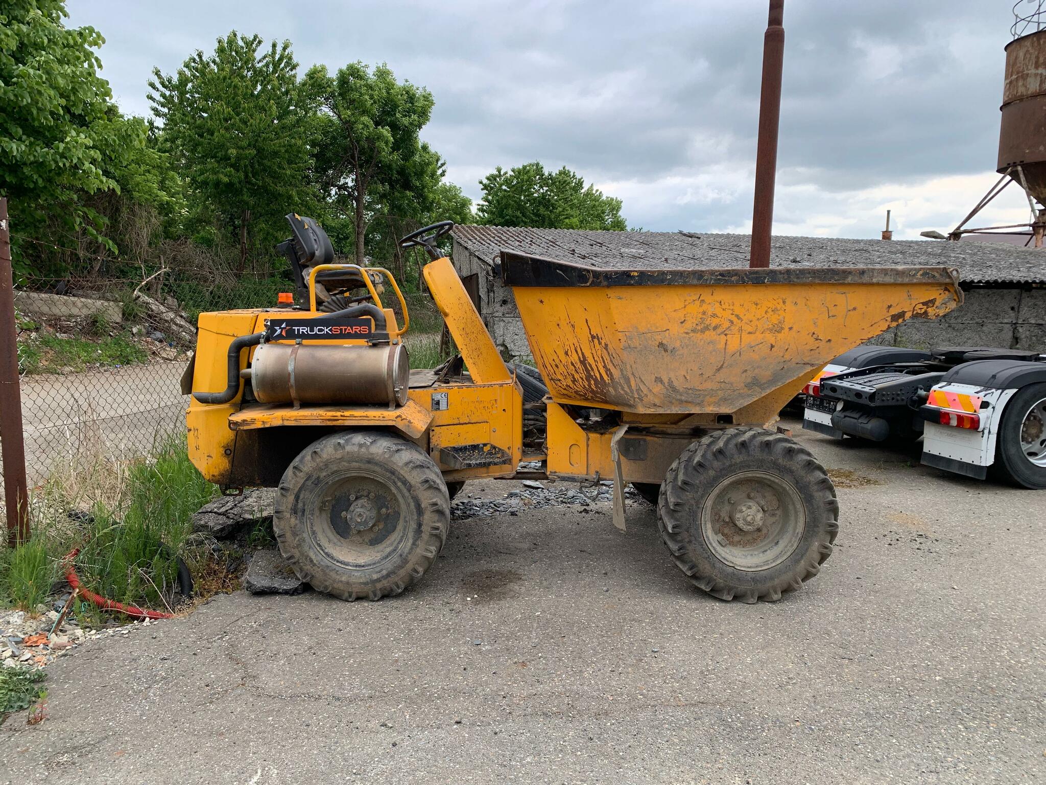 Thwaites cv32 7nq