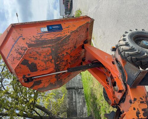 Thwaites Mach 274 / 3.5T