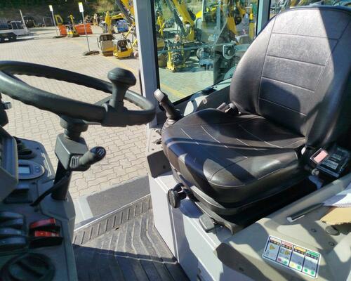 Wacker Neuson DW 40 otočná korba