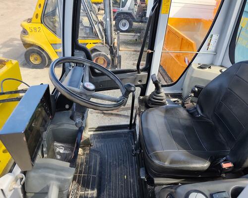 Wacker Neuson DW 90 otočná korba