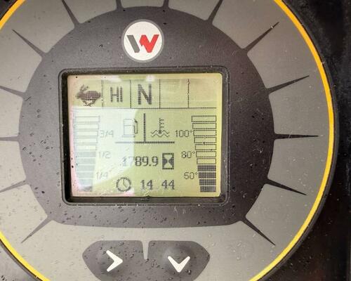 Wacker Neuson DW 90 otočná korba