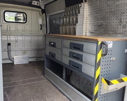 Fiat Ducato 2.3JTD KOMPLETNÍ ÚPRAVA POJÍZDNÁ DÍLNA