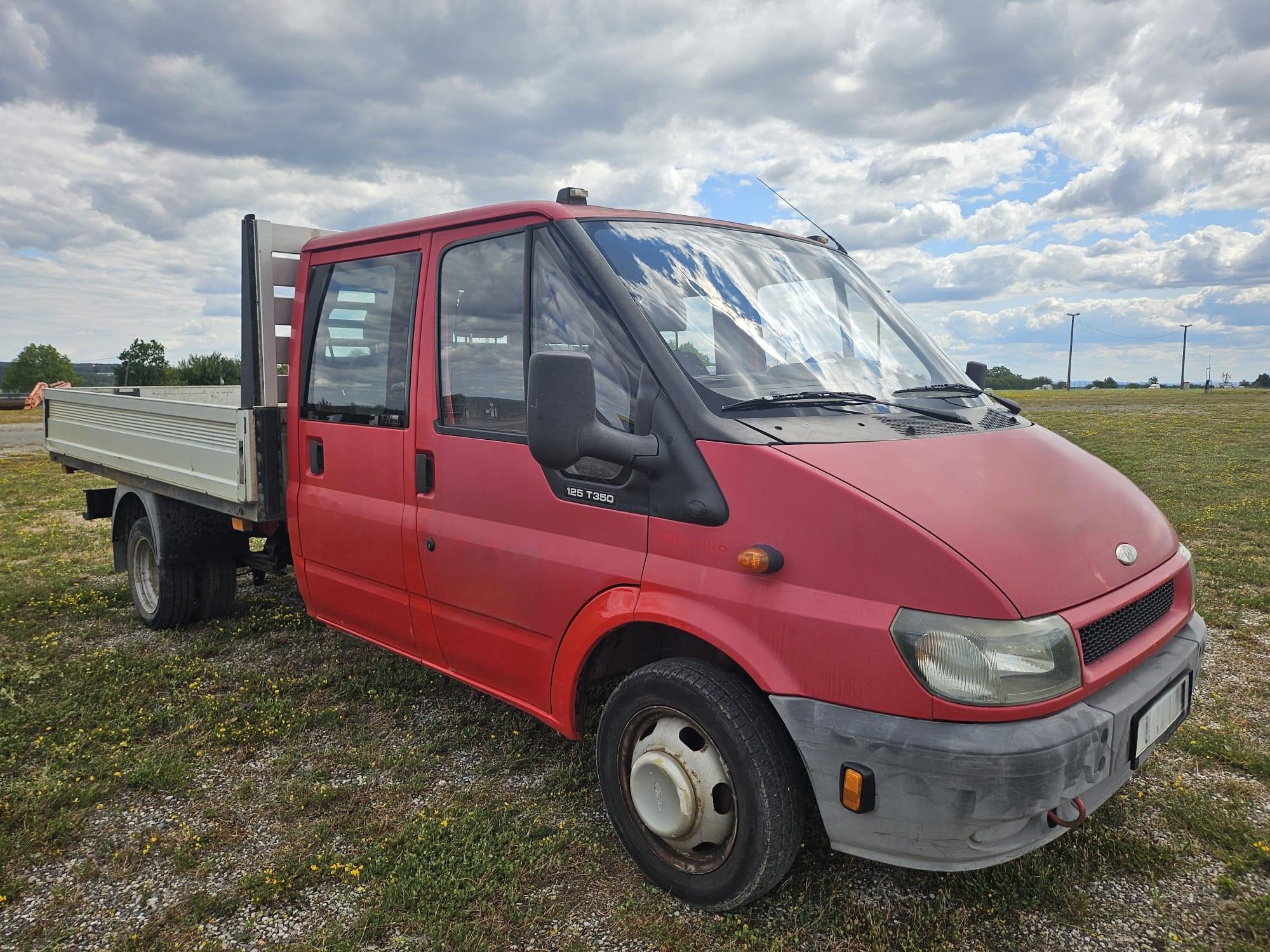 Ford Transit 350 L - 6 míst 