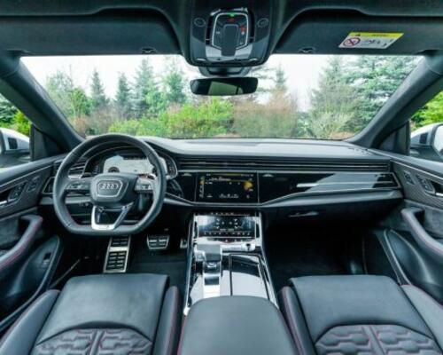 _JINÉ AUDI - RS Q8 TFSi Quattro Dynamik SUV