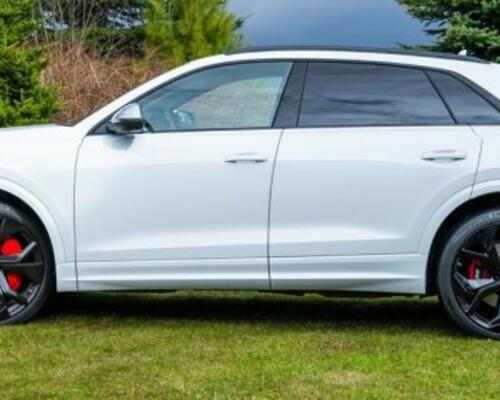 _JINÉ AUDI - RS Q8 TFSi Quattro Dynamik SUV