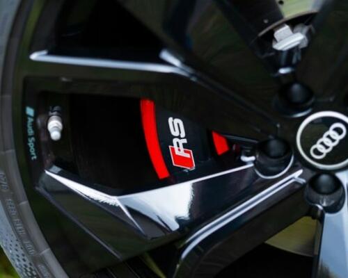 _JINÉ AUDI - RS Q8 TFSi Quattro Dynamik SUV